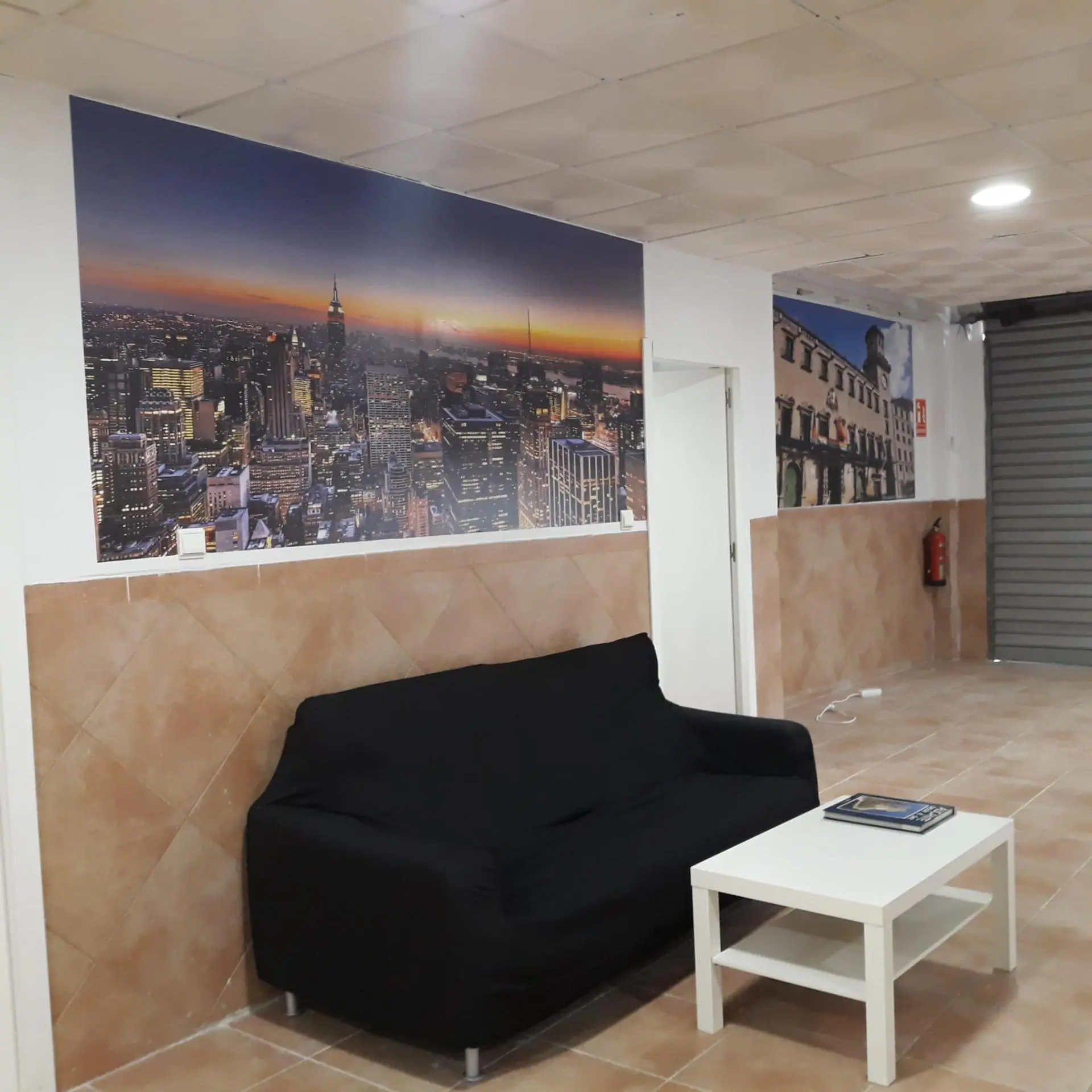 Commercial Unit 136 In Alicante, Spain