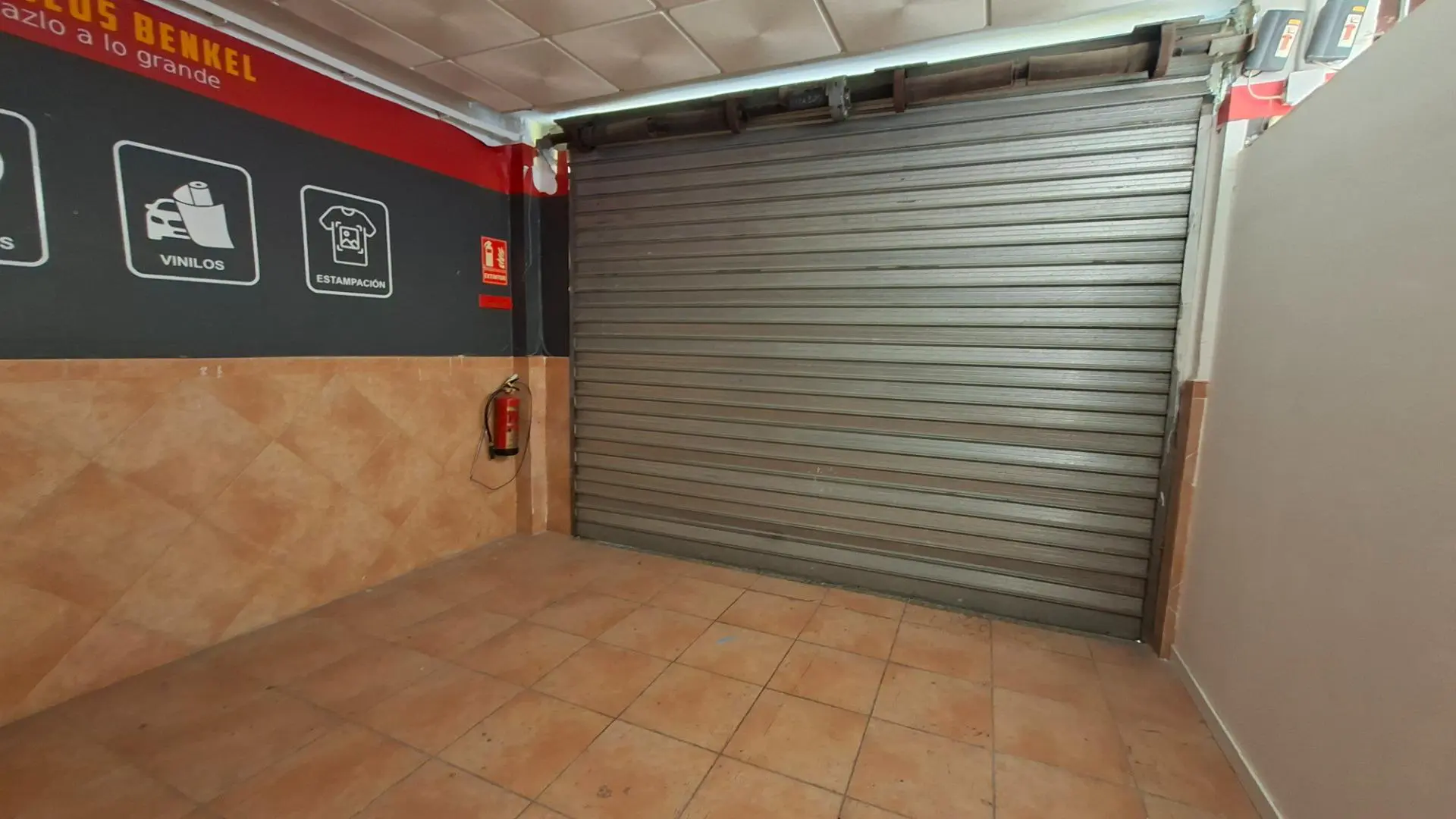 Commercial Unit 136 In Alicante, Spain