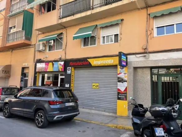 Commercial Unit In Alicante, Spain (136 M²)