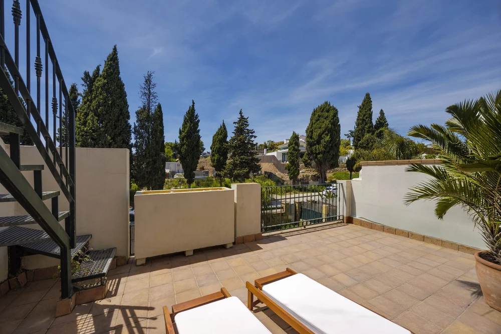 Townhouse Of 0 M² With Private Garden, Solarium & Jacuzzi In Nagüeles, Marbella