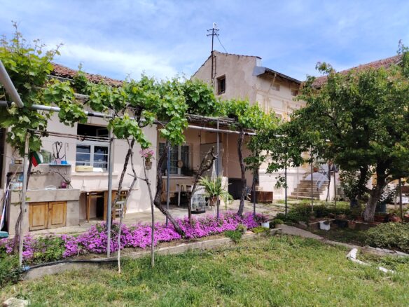 Authentic Property With Business Potential In Dalboki Village, Stara Zagora Region