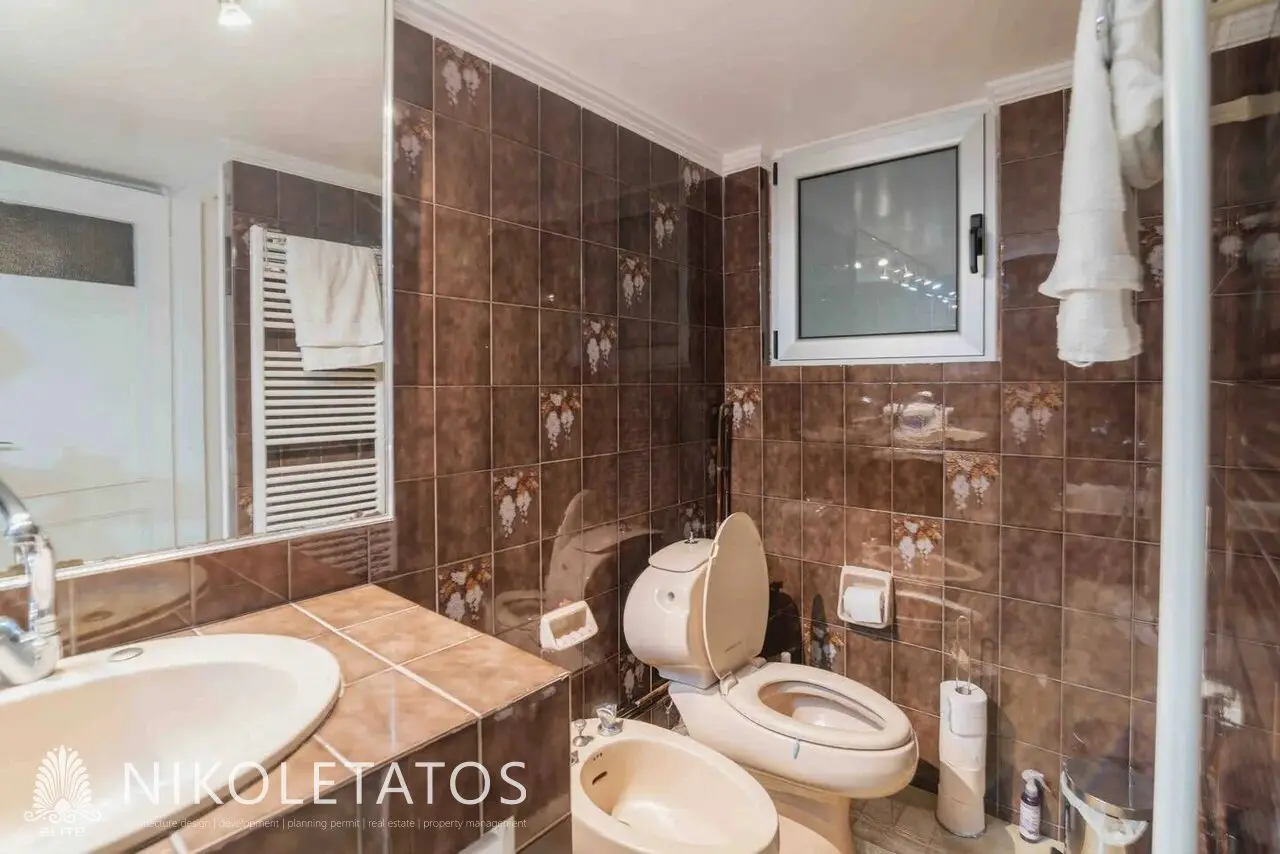 Apartment Of 75 M² With 2 Bedrooms And 1 Bathroom In Athens, Greece