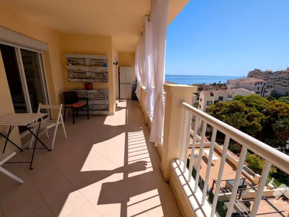 2-bedroom Flat In Benalmádena, Spain (92 M²)