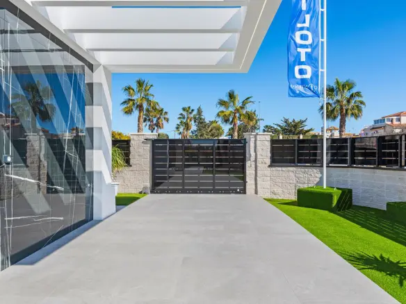 Villa Of 129 M² In Algorfa, Spain