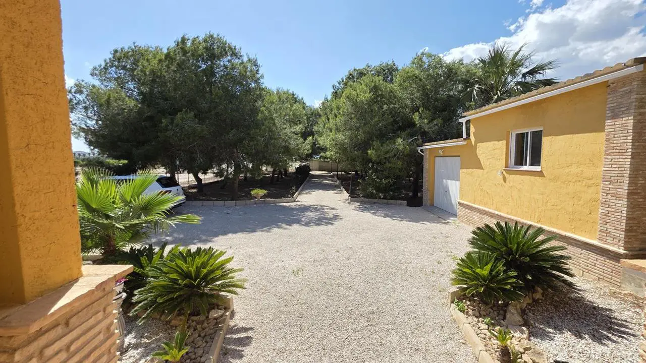 Country House Of 175 M² In Guardamar Del Segura, Spain