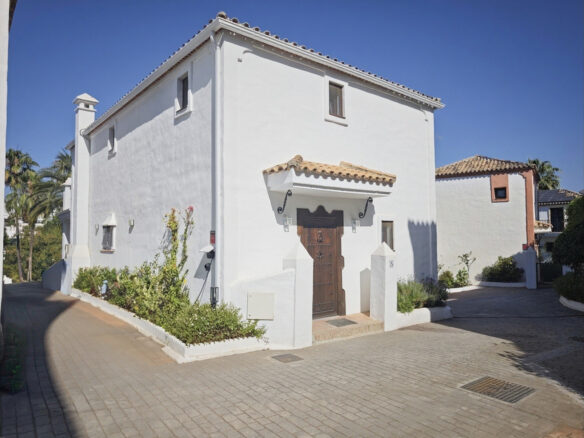 Detached House In La Resina Golf