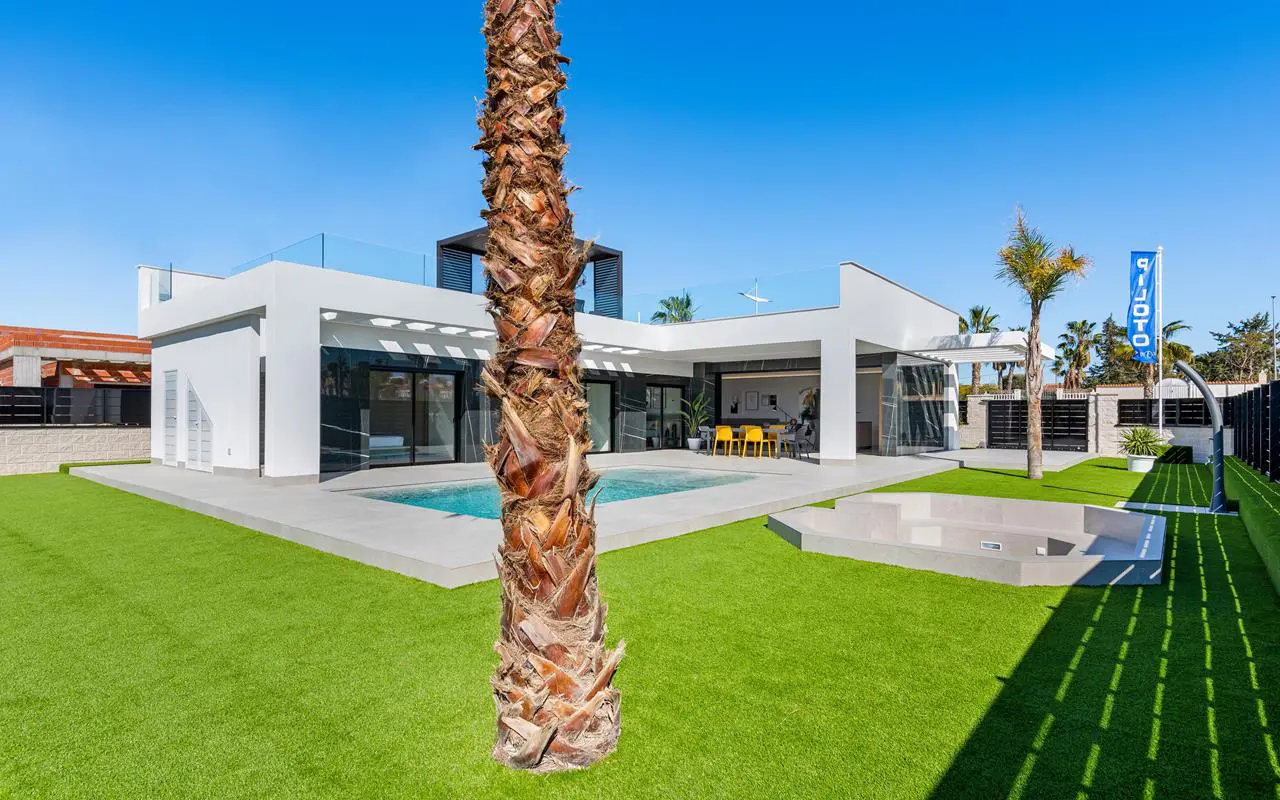 Villa Of 129 M² In Algorfa, Spain