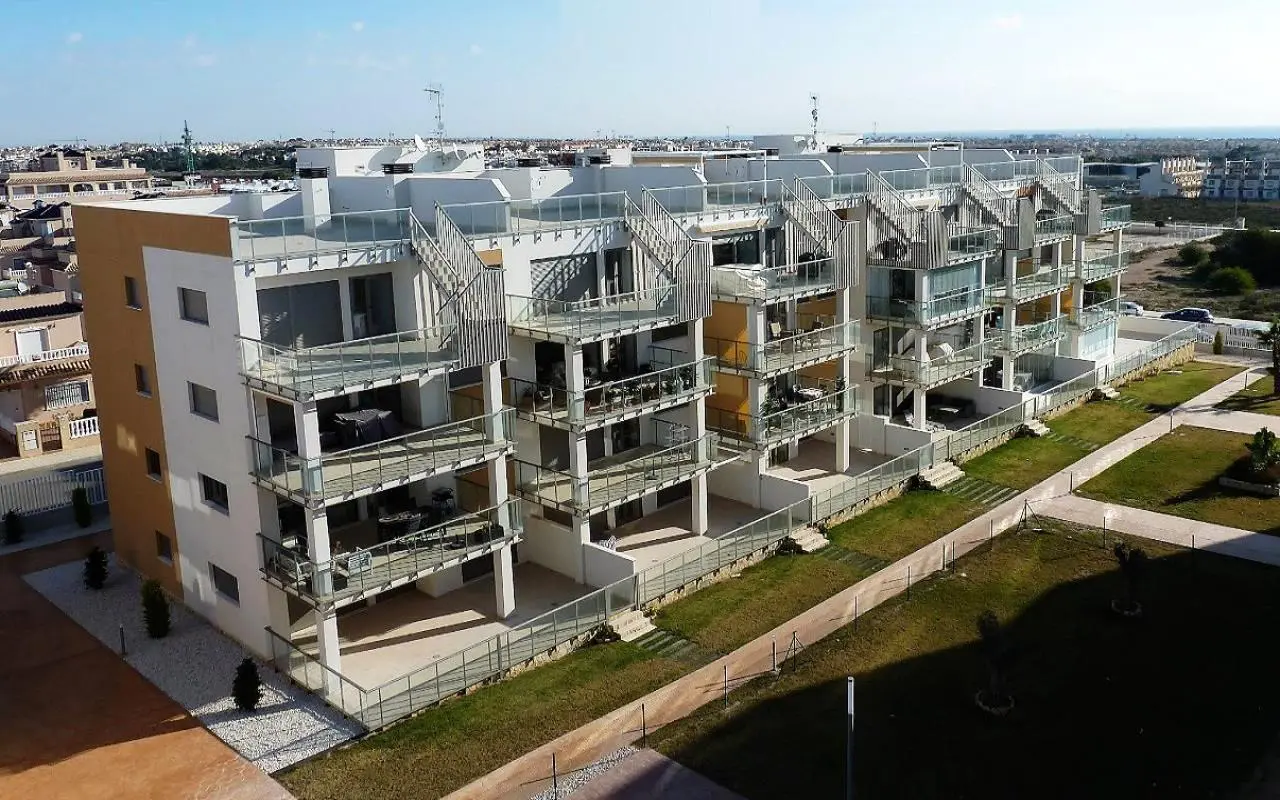 Apartment Of 82 M² In Villamartin, Spain