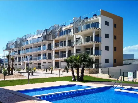 Apartment Of 82 M² In Villamartin, Spain