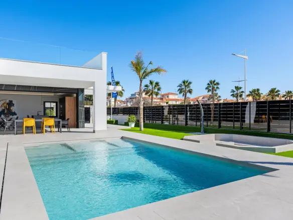Villa Of 129 M² In Algorfa, Spain