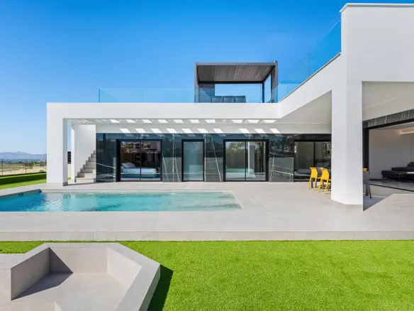 Villa Of 129 M² In Algorfa, Spain