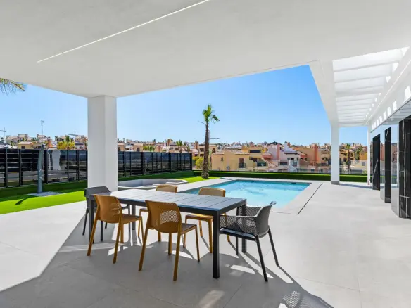Villa Of 129 M² In Algorfa, Spain