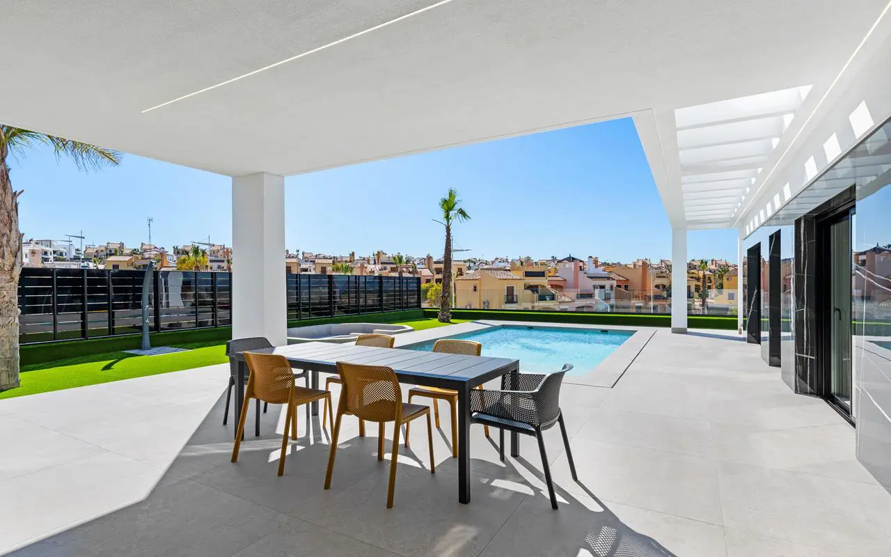 Villa Of 129 M² In Algorfa, Spain