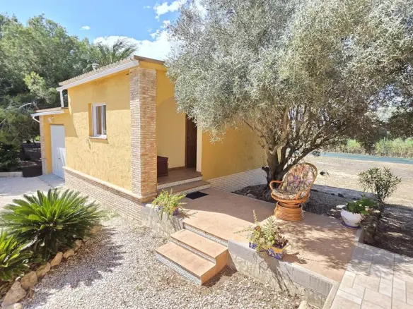 Country House 175 M² In Guardamar Del Segura, Spain