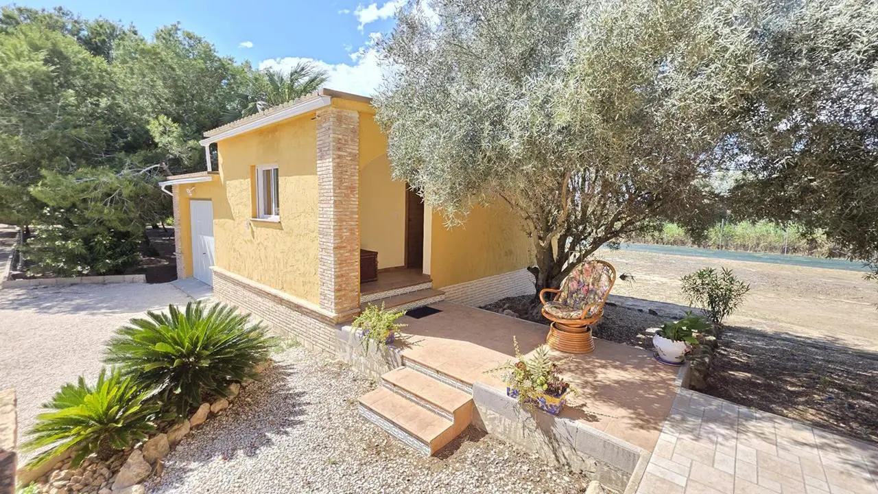 Country House Of 175 M² In Guardamar Del Segura, Spain