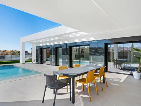 Villa Of 129 M² In Algorfa, Spain