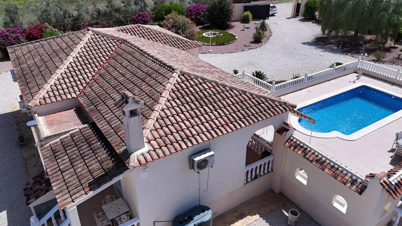 Country House Of 150 M² In Catral, Spain