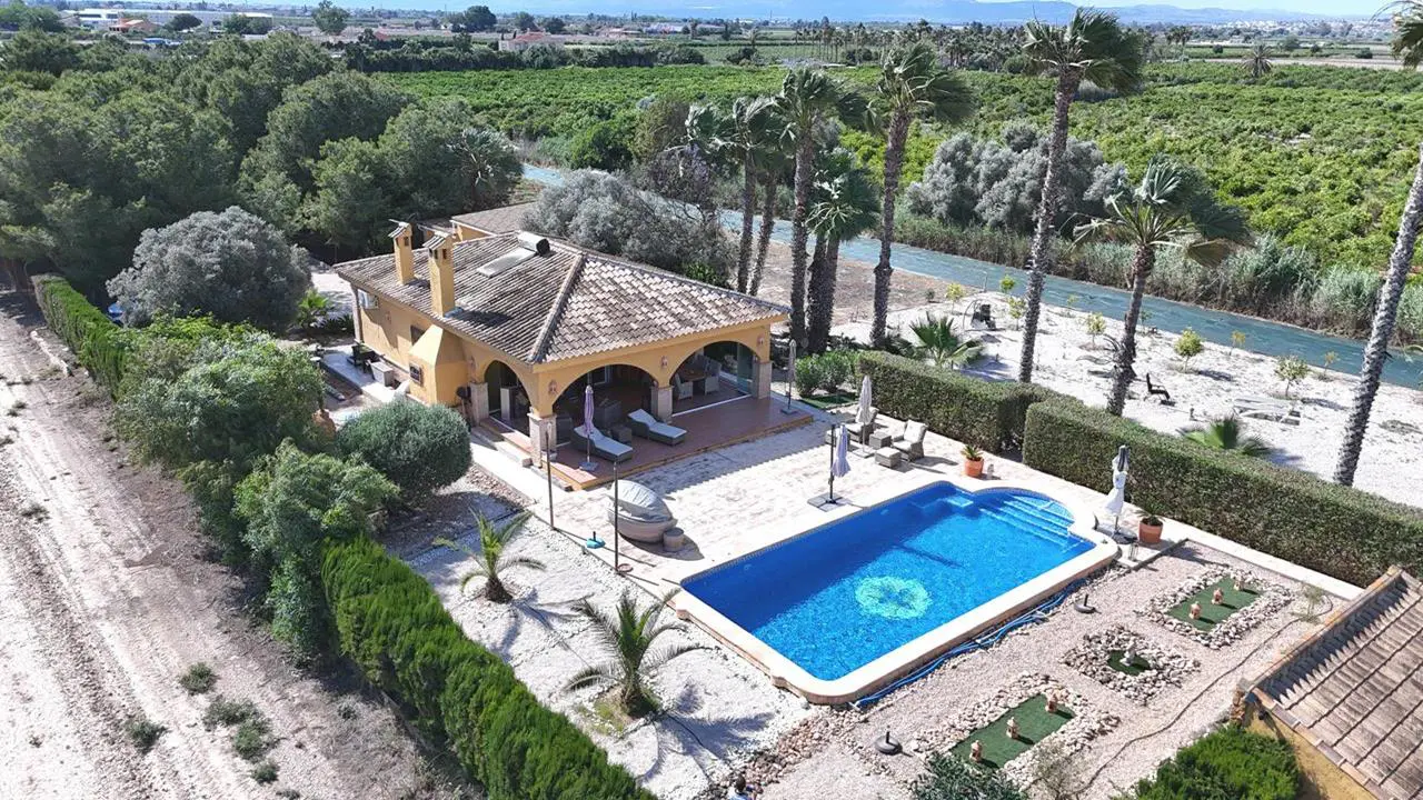 Country House Of 175 M² In Guardamar Del Segura, Spain