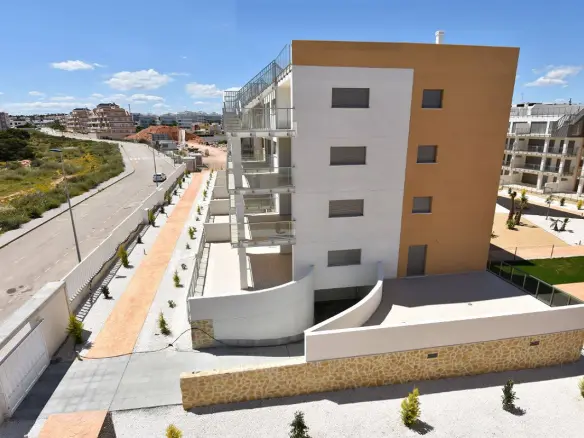 Apartment Of 82 M² In Villamartin, Spain