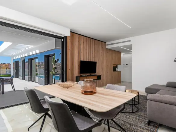 Villa Of 129 M² In Algorfa, Spain