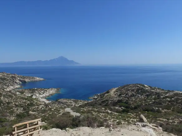 Land Of 500 M² In Kriaritsi