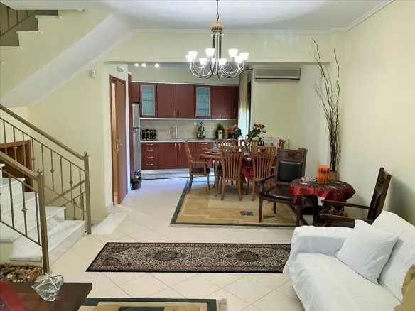 3-bedroom Maisonette In Mikra, Greece (190 M²)