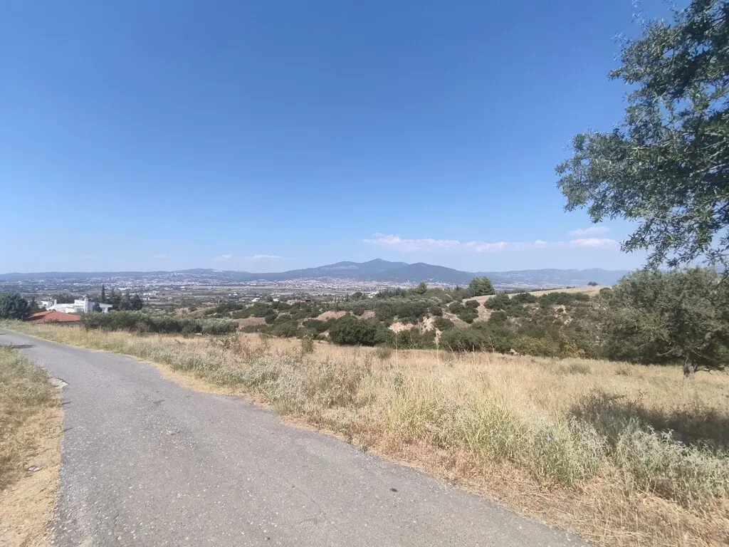 Land Of 6000 M² In The Suburbs Of Thessaloniki