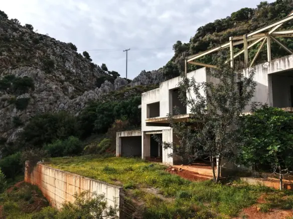 6-bedroom Villa In Gouves, Greece (400 M²)