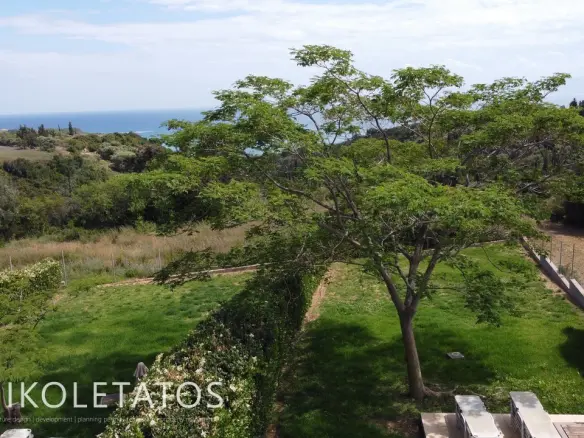 Villa Of 1000 M² In Ratzakli, Greece