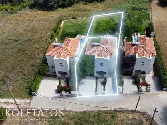 Villa Of 1000 M² In Ratzakli, Greece