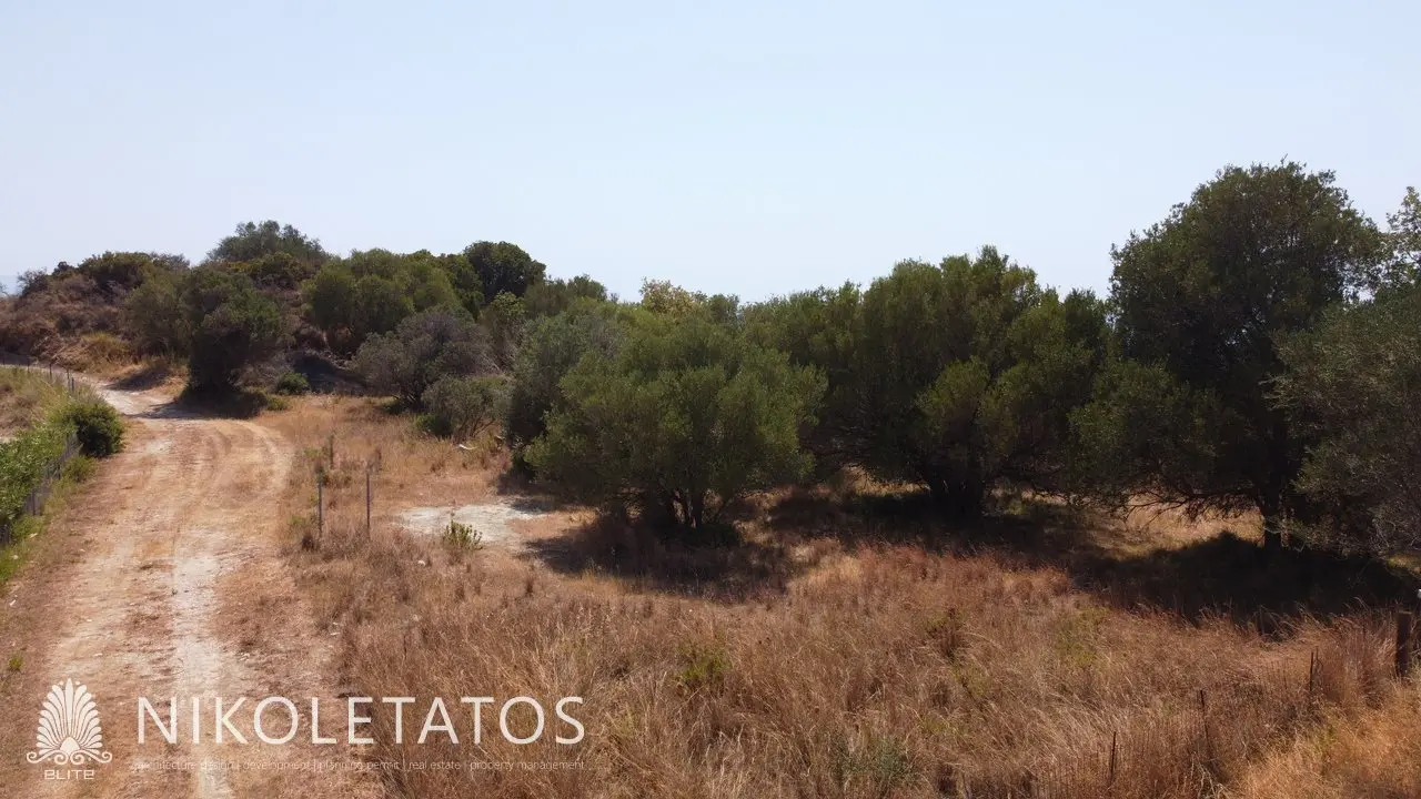Discover Your Dream Property In Mavrata, Greece