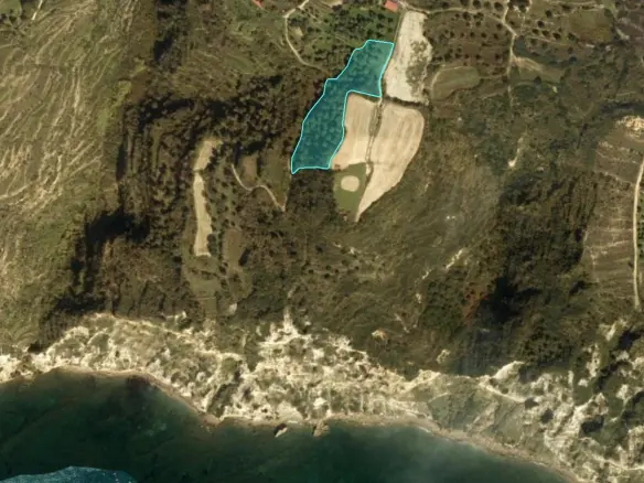 Discover Your Dream Property In Mavrata, Greece