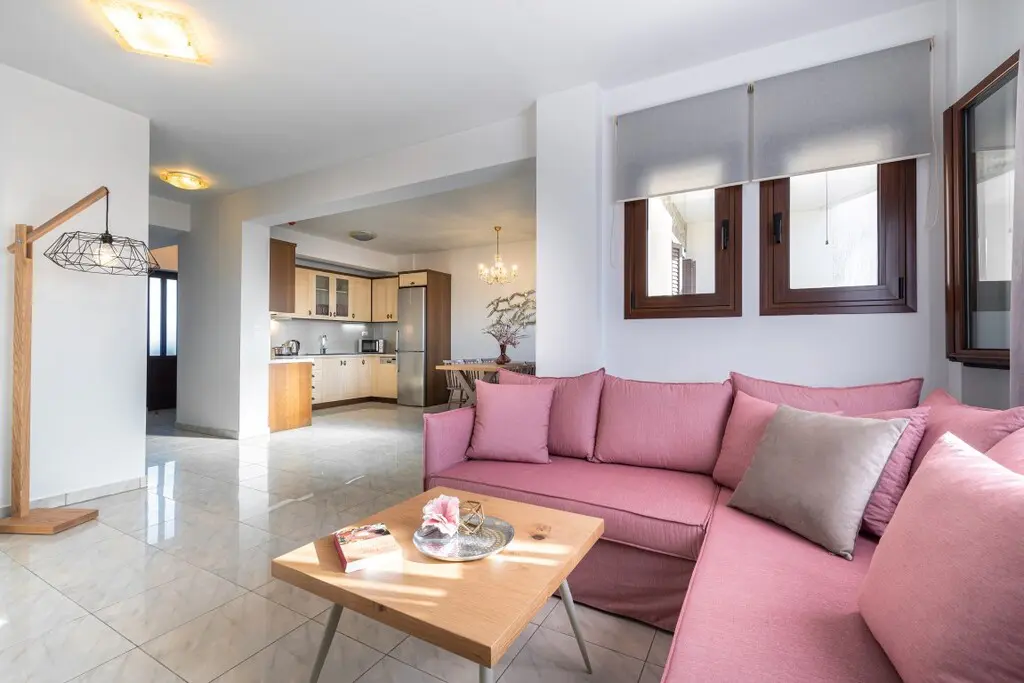 Villa Of 216 M² In Crete