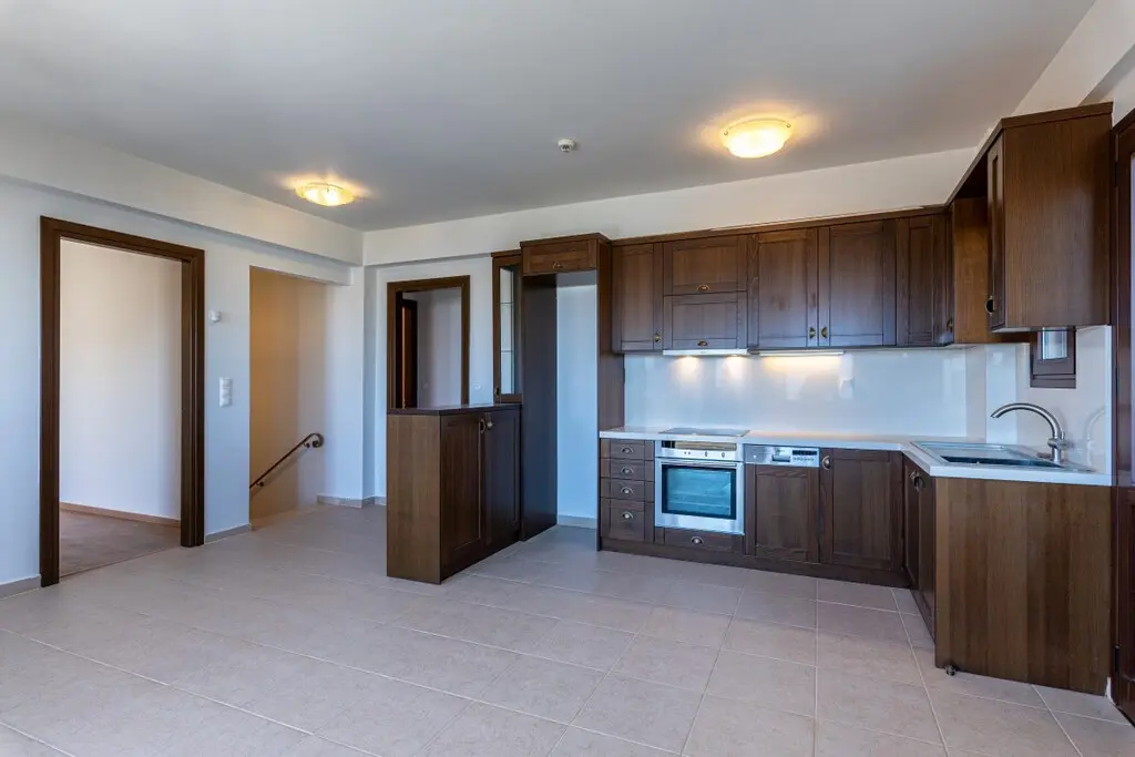 Flat Of 154 M² In Crete