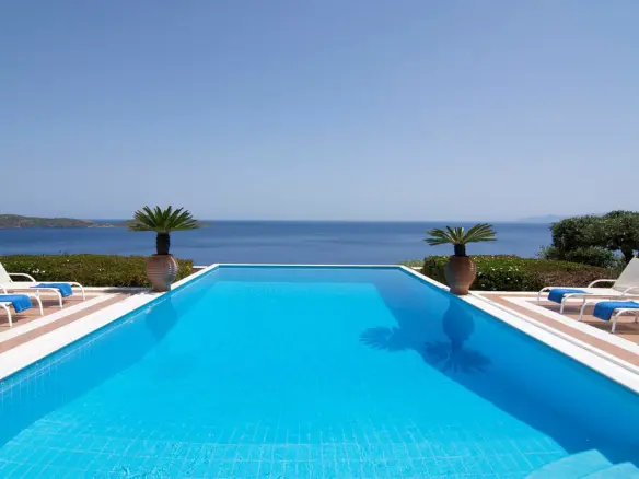 Villa In Elounda, Greece (1.200 M²)