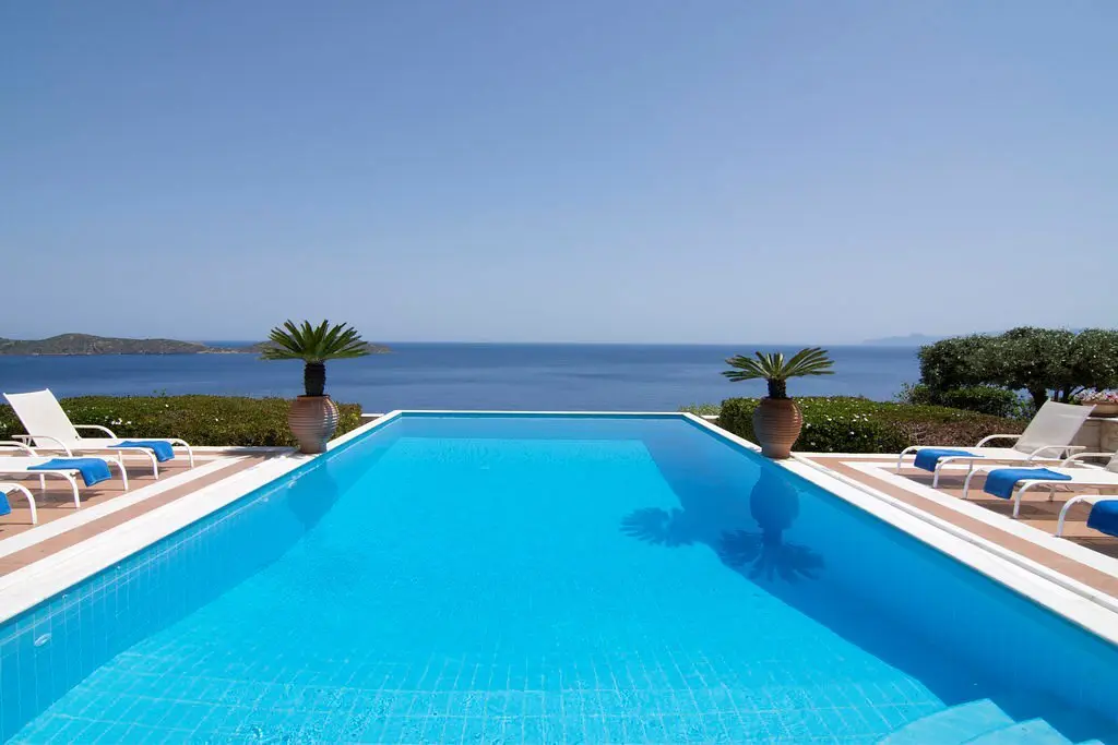 Villa Of 1200 M² In Crete
