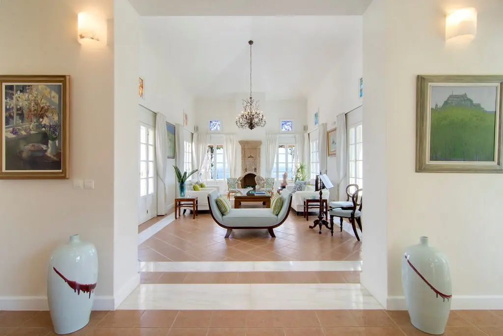 Villa Of 1200 M² In Crete
