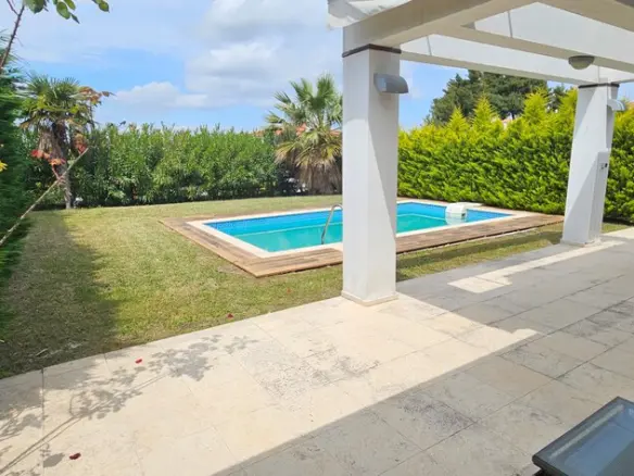 8-bedroom Villa In Kassandra, Greece (289 M²)