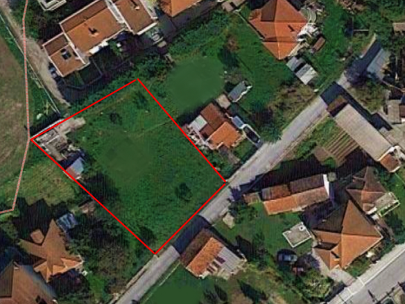 Land Of 1145 M² In The Suburbs Of Thessaloniki
