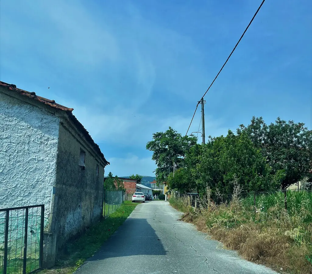 Land Of 1145 M² In The Suburbs Of Thessaloniki