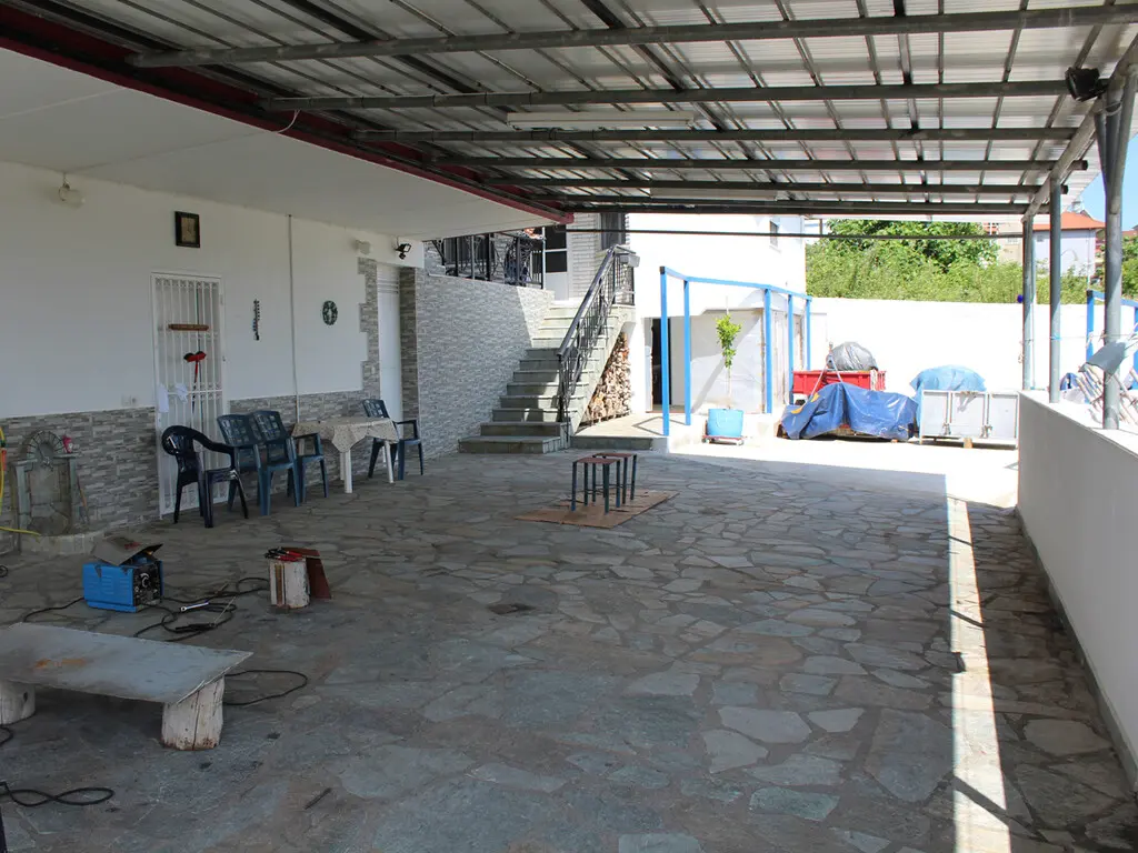 Detached House Of 285 M² On The Olympic Coast