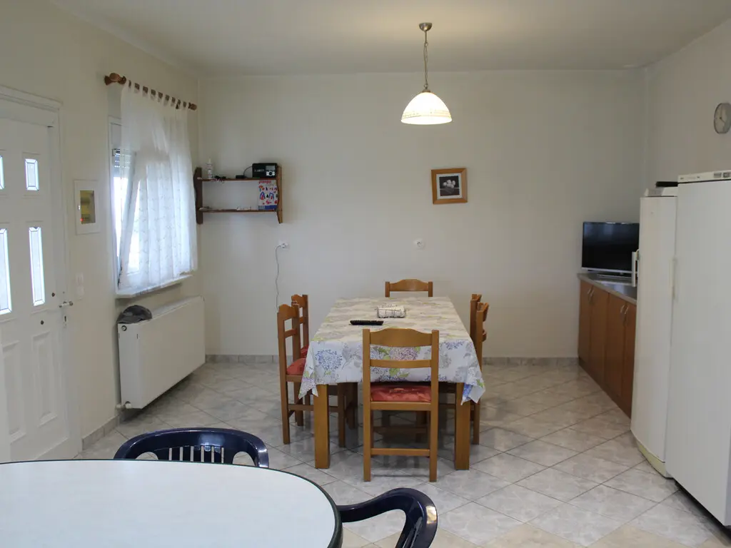 Detached House Of 285 M² On The Olympic Coast