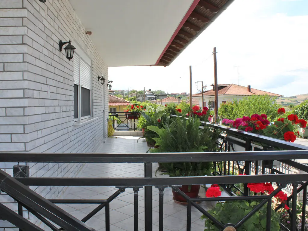 Detached House Of 285 M² On The Olympic Coast