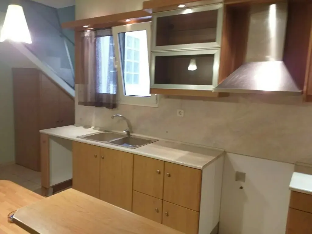 Maisonette Of 162 M² In Athens