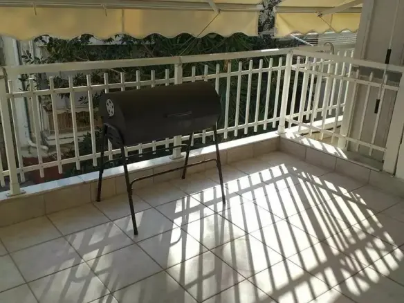 3-bedroom Maisonette In Moschato, Greece (162 M²)
