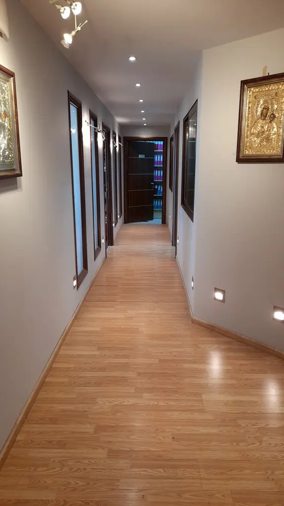 Building Of 1050 M² In Eastern Peloponnese
