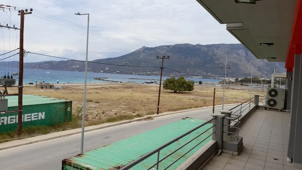 Building Of 1050 M² In Eastern Peloponnese