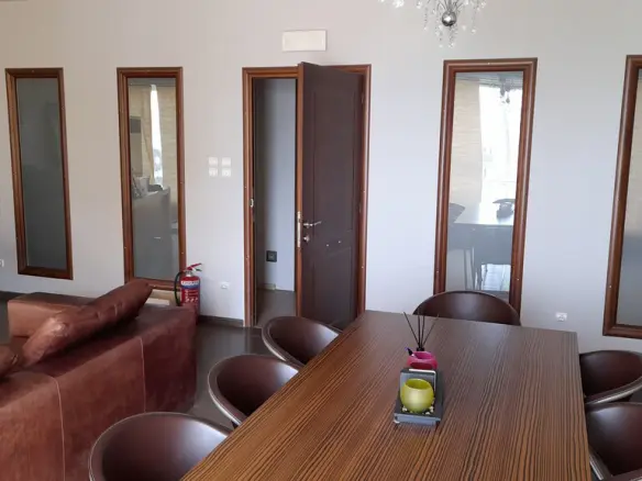 Building In Korinthos, Greece (1.050 M²)