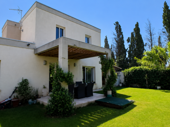 Detached House Of 106 M² In Beziers, France