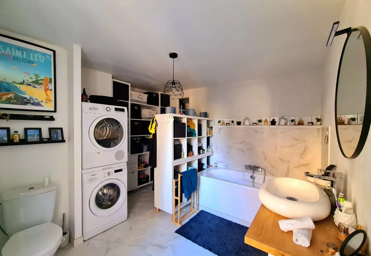 3-bedroom House In Saint Chinian, France (118 M²)